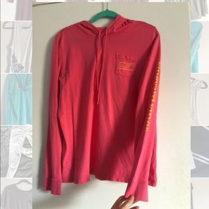 Pink vineyard vines hooded long sleeve
